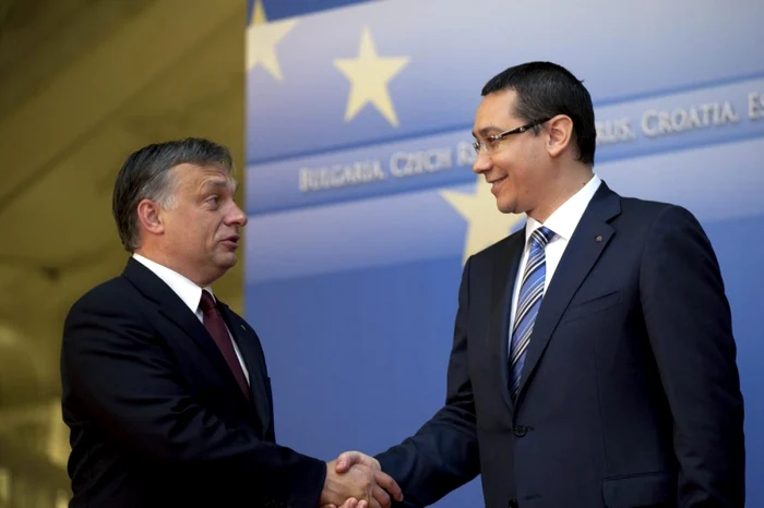 Premierul maghiar, Viktor Orban, şi omologul său român, Victor Ponta. FOTO