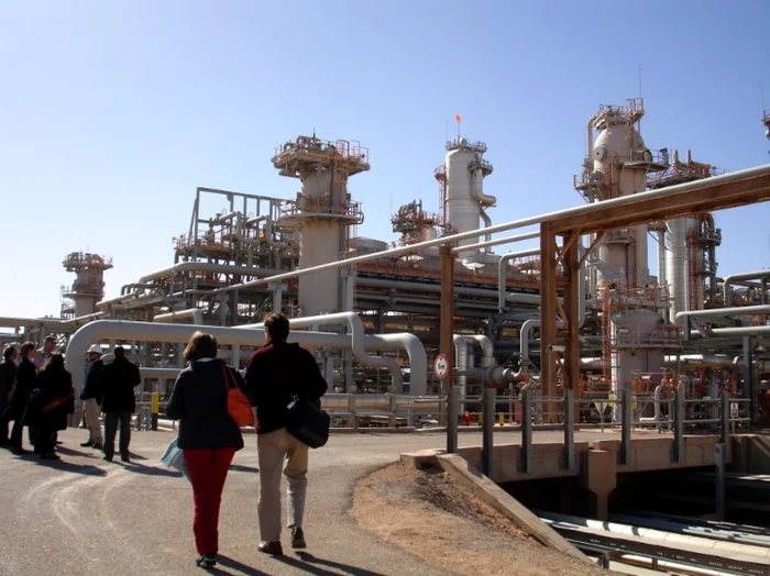 Instala'ia petrolier[ a BP din Algeria unde a avut loc loarea de ostatici FOTO AFP