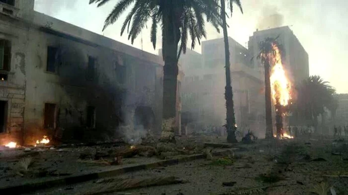 O maşină-capcană ar fi explodat în această dimineaţă la Benghazi