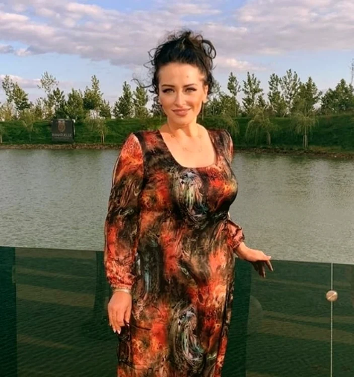 povestea rockeritei care şi-a donat parul pentru femei bolnavi de cancer