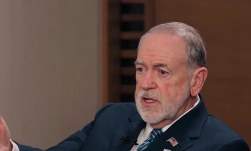 Mike Huckabee foto captura video The Tucker Carlson Show png