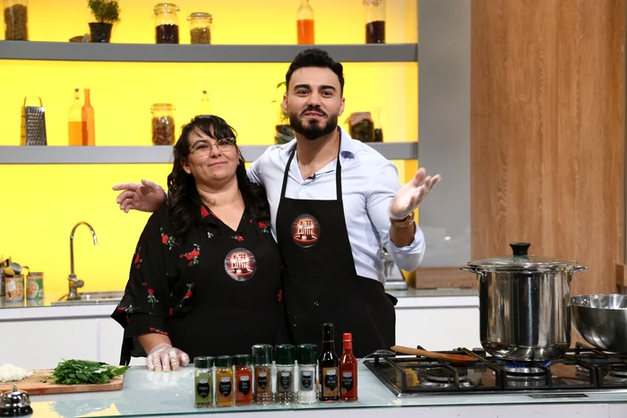 Jador și mama lui au fost la "Chefi la cuțite"foto: Antena 1
