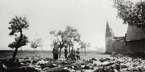 mascrul din lidice FOTO english radio cz jpg