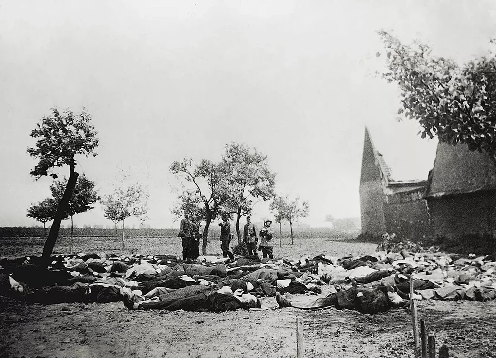 Masacru sub ochii lumii. Povestea uneia dintre cele mai cumplite crime din istoria recentă a Europei