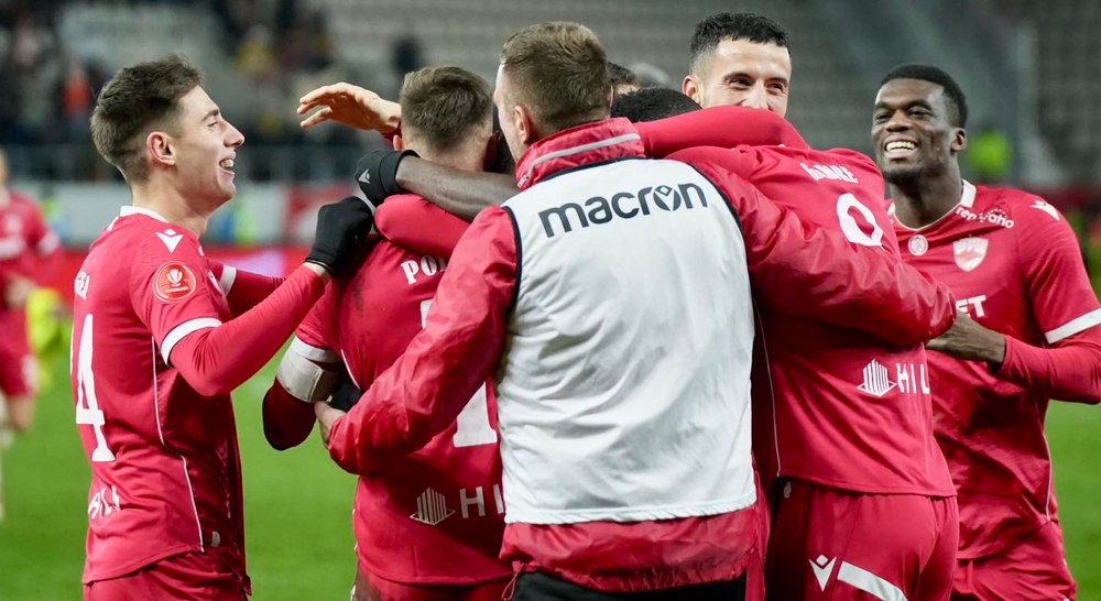 Dinamo, de neoprit. „Câinii” sunt din nou lideri în Superliga, chiar dacă li s-au anulat trei goluri