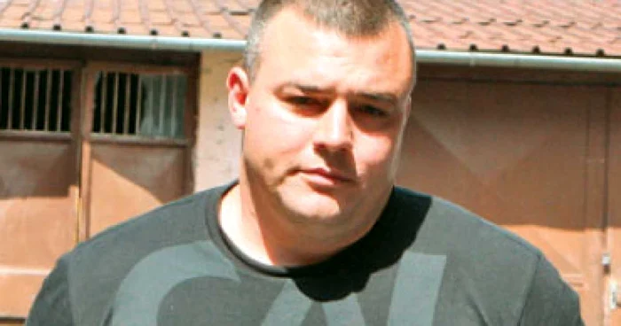 Turişti bătuţi la Bran de un interlop