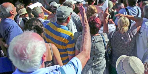 tabere greci pensionari