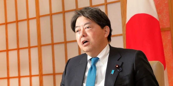 Hayashi Yoshimasa FOTO Nippon.com