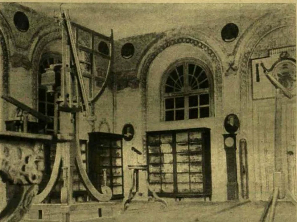 Sala observatorului și instrumentele din dotare FOTO Biblioteca Batthyaneum