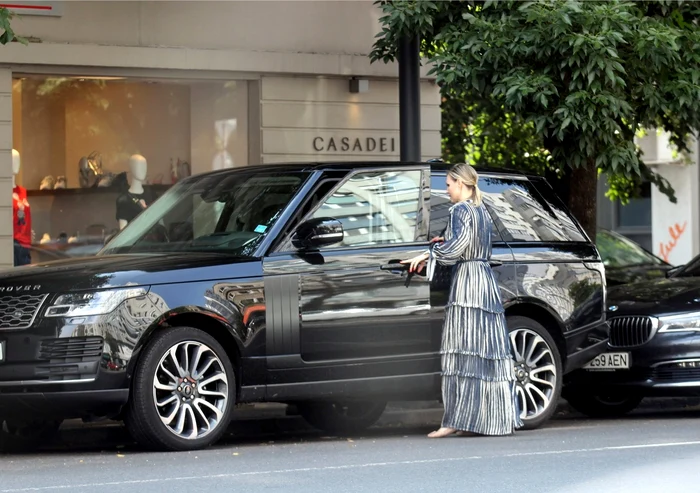 Cristina Rus, o sesiune de shopping prin Dorobanți