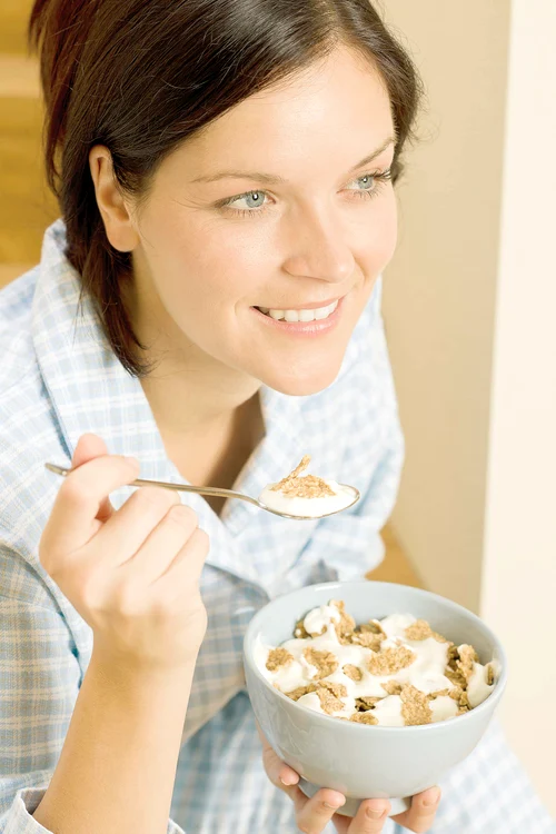 
    Mănâncă multe fibre naturale  