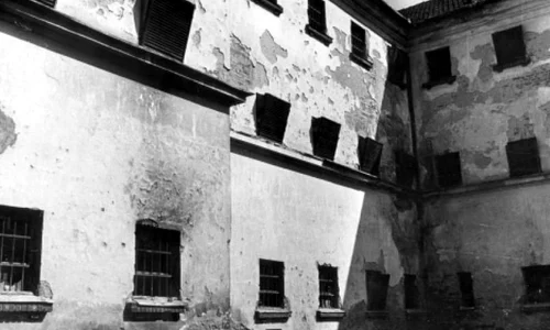 Constantin C  Giurescu: Cinci ani şi două luni în penitenciarul de la Sighet jpeg