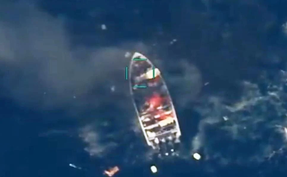 O nouă lovitură americană asupra unei ambarcaţiuni suspectate de trafic de droguri în Pacific. Patru persoane au fost ucise