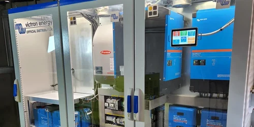 baterii stocare energie Foto Darcom jpg