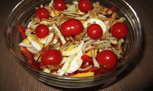 salata de pui cu rosii cherry jpeg