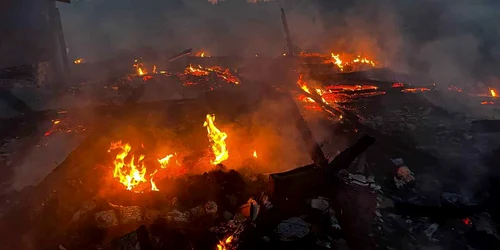 Urmările unui bombardament rusesc asupra Sumî 22 aprilie FOTO EPA EFE jpg