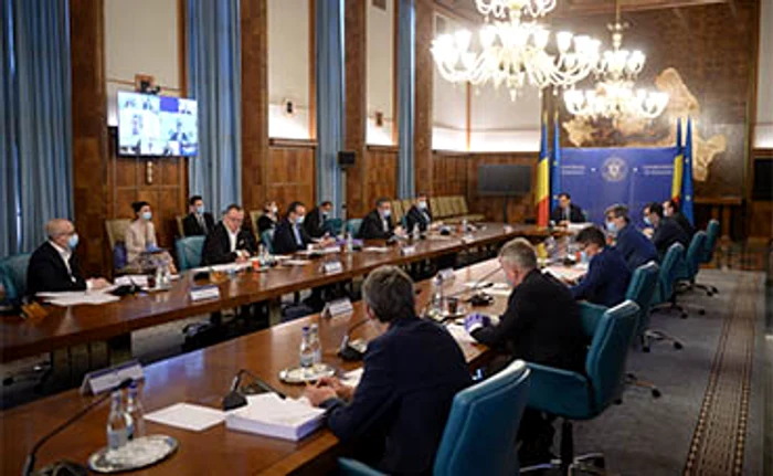 
    Noul premier al României va fi Florin CîţuFoto: Mediafax  