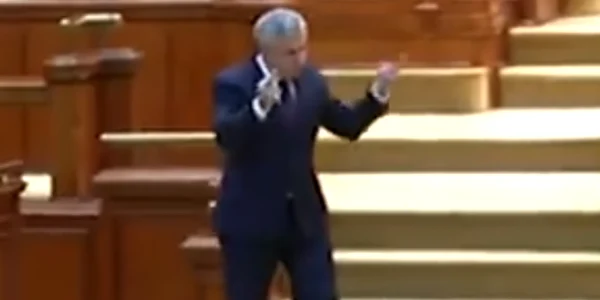 Florin Iordache semn obscen