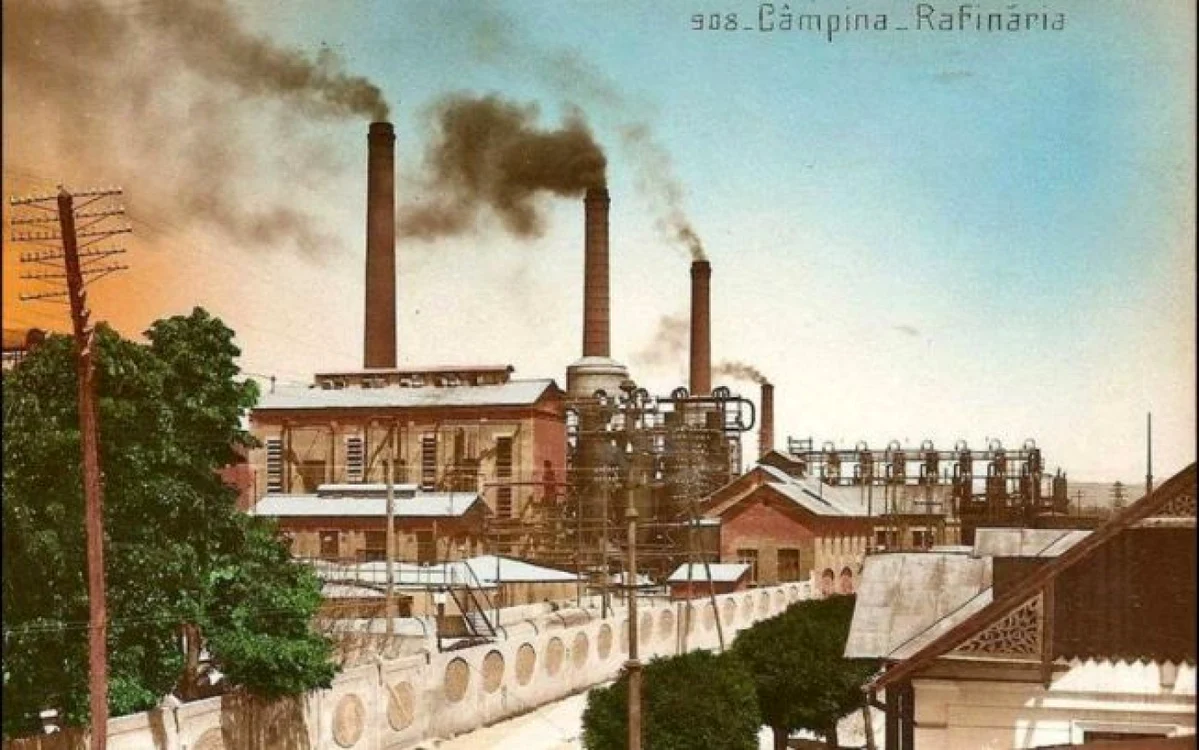 Rafinăria din Câmpina, imagine din anul 1908 FOTO ziaruloglinda.ro