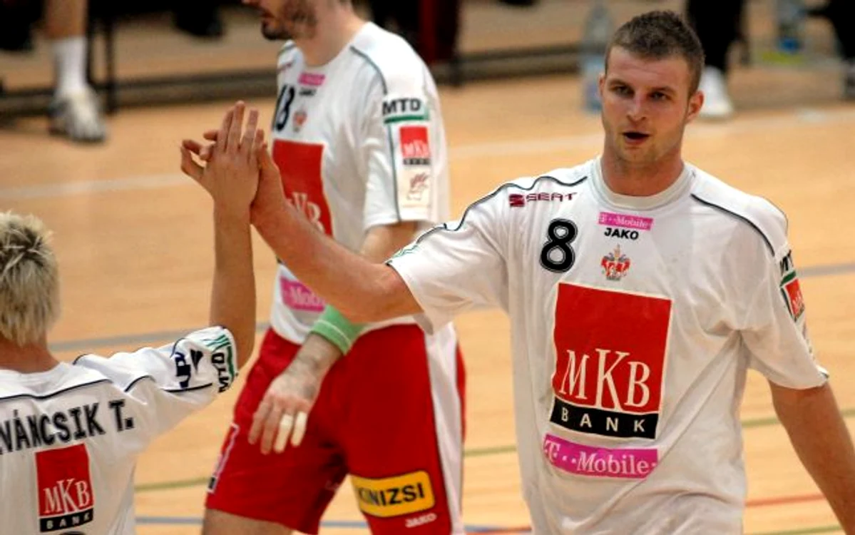 
    Marian Cozma  