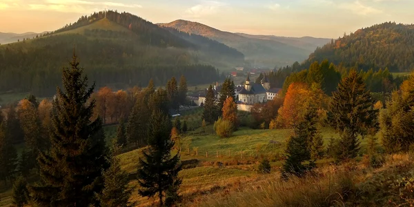 manastirea Putna  Foto Facebook Manastirea Putna jpg