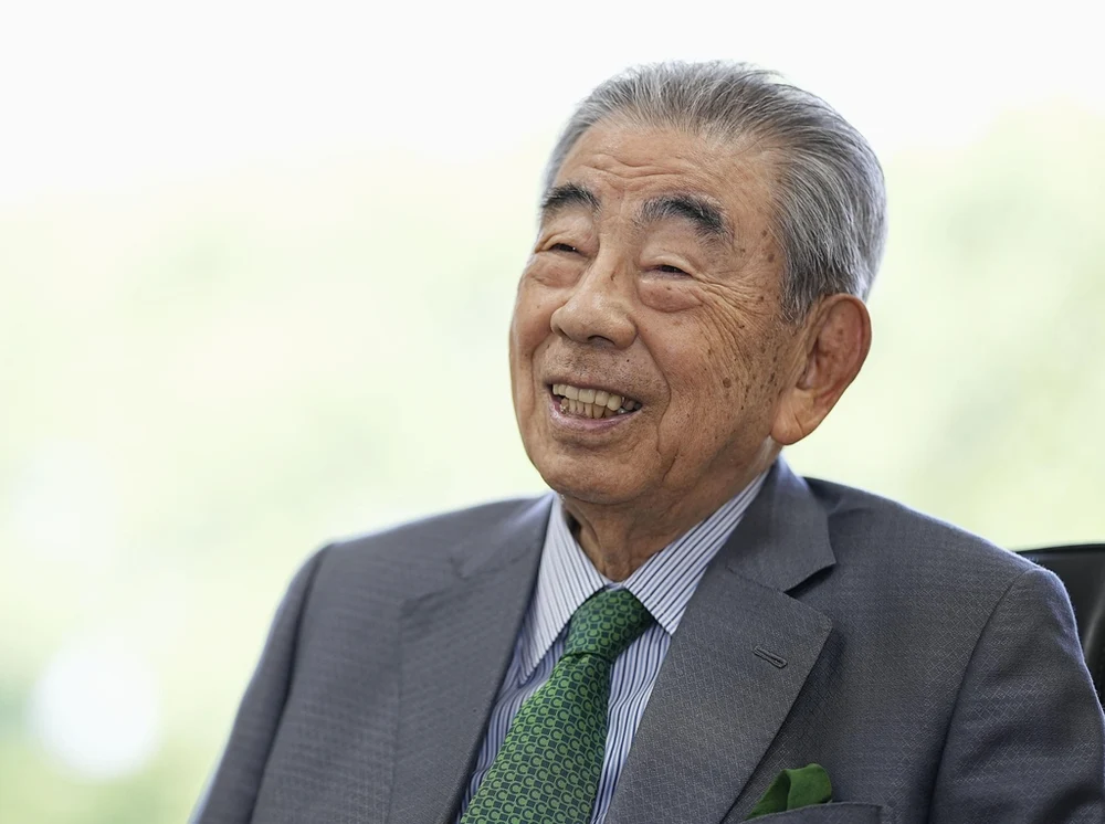 A murit Toshifumi Suzuki, părintele magazinelor de proximitate din Japonia și fondatorul 7-Eleven. Povestea unui vizionar care a transformat comerțul global