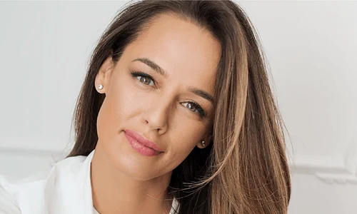 andreea raicu 0 png