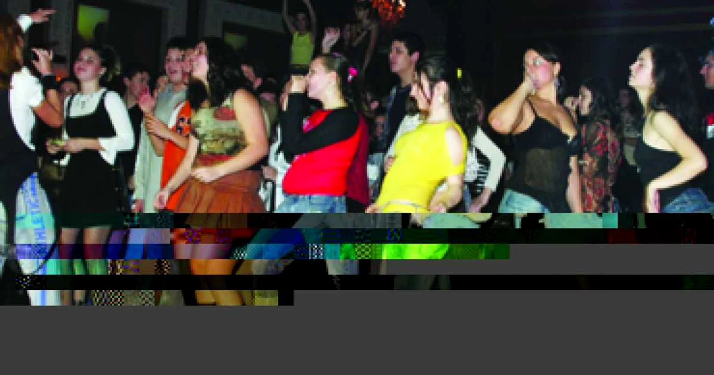 Suceava: Balul bobocilor la „Petru Rareş“