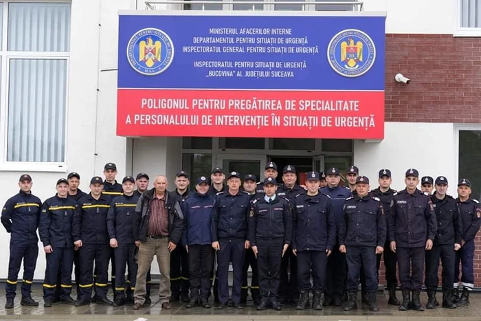 Salvatorii se antrenează în noul poligon de la Siret.FOTO ISU Suceva