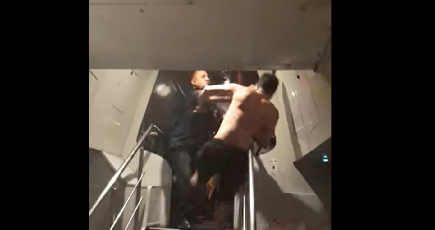 Băiate în tren Captură video