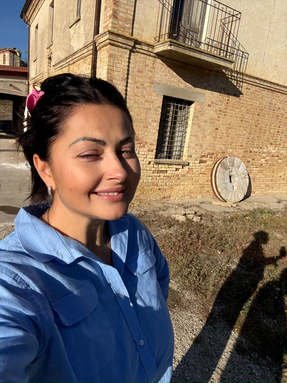 Gabriela Cristea, schimbare de look înainte să își lanseze podcast / FOTO: Click!