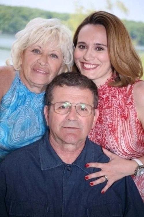 3 parintii andreei esca jpg jpeg