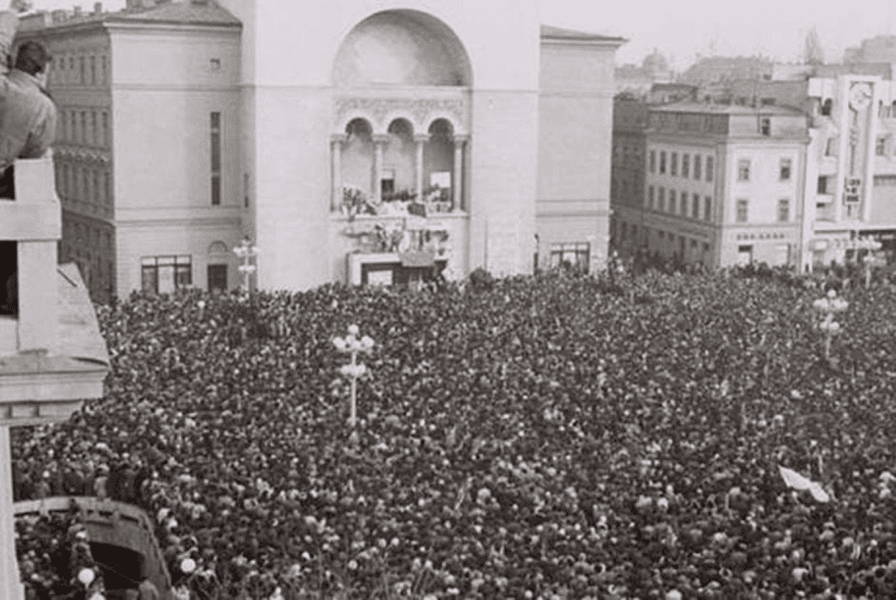 Drama mamei care a înmormântat un sicriu gol la Revoluție. Fiul său, martir al Timișoarei, a fost ars la crematoriu