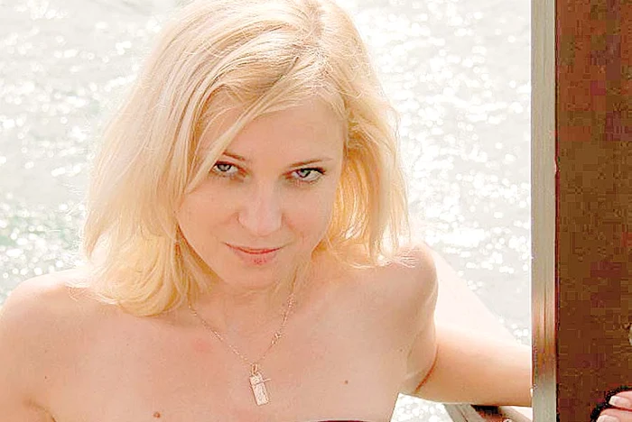 Sexy-procuroarea  l-a cucerit şi pe Putin  cu formele ei senzuale