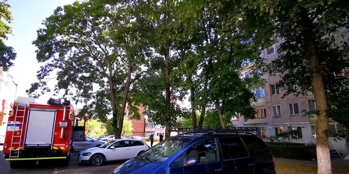 Explozie într-un bloc din Hunedoara