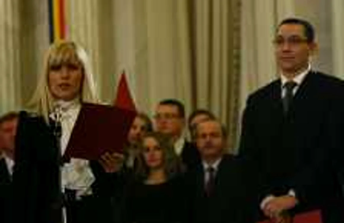 Elena Udrea şi premierul Victor Ponta  FOTO Arhivă Adevărul
