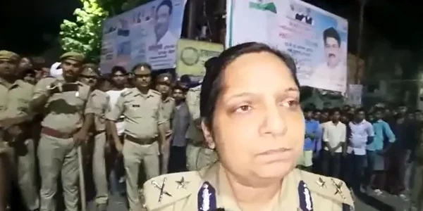 Poliție India Foto Twitter / UPPOLICE via BBC
