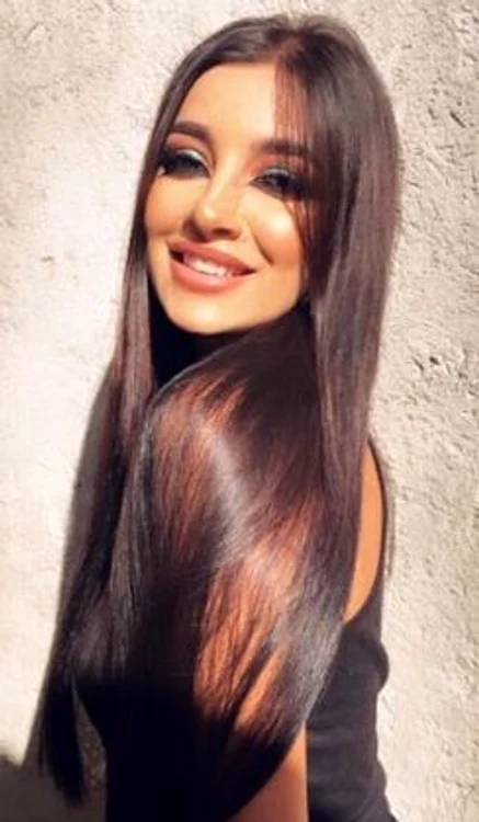 Andreea Ramona este din București și are un băiețel