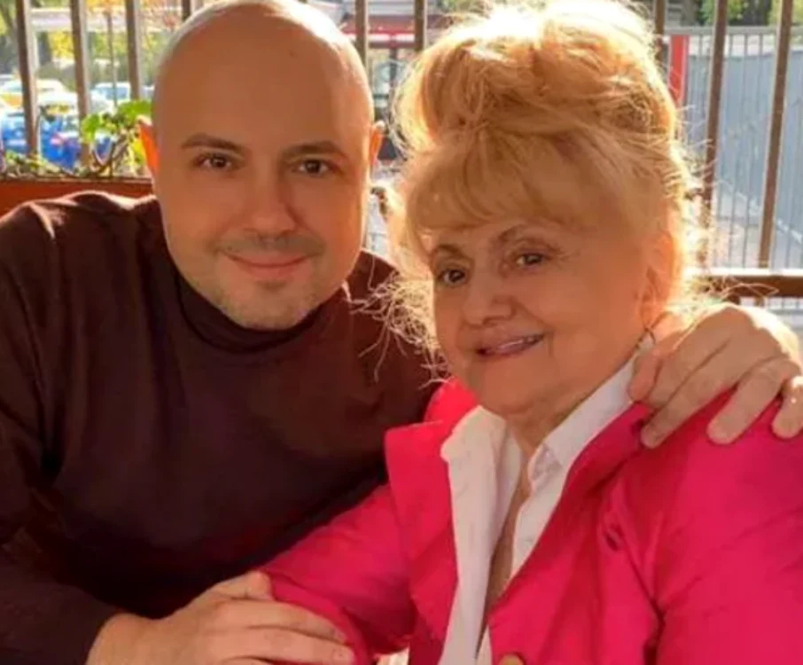 Camelia Mitoşeru nu a mai răspuns, luni seară, la telefon, iar fiul ei, Mihai Mitoşeru, s-ar fi îngrijorat şi s-a dus acasă la aceasta Foto: Arhivă