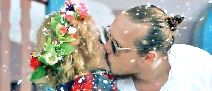 What’s Up şi iubita lui, Simina, se sărută în videoclipul piesei “Miroase a vară”