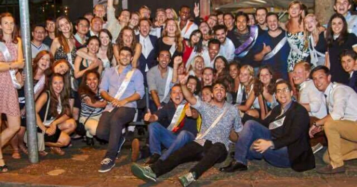 grup studenti foto Andreea Covaci