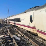 accident tren jpg