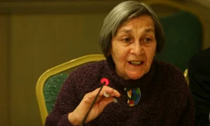 Singurătatea Doinei Cornea jpeg