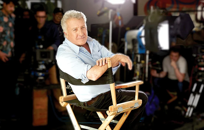 Înainte Decembrie 2015  Când i s-a cerut  să-şi lase barbă