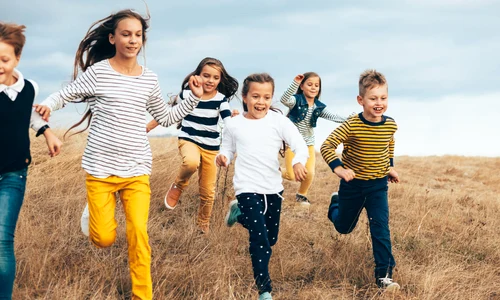 3 idei de tinute lejere pentru copilul tau jpg