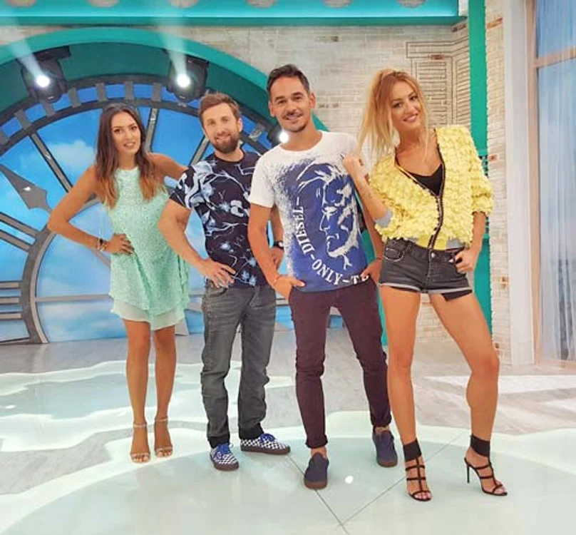 Flavia (Antena 1) - Dansatoare, coregraf şi prezentatoare  Meteo la “Neatza cu Răzvan şi Dani”,  Flavia s-a alăturat echipei în 2013 