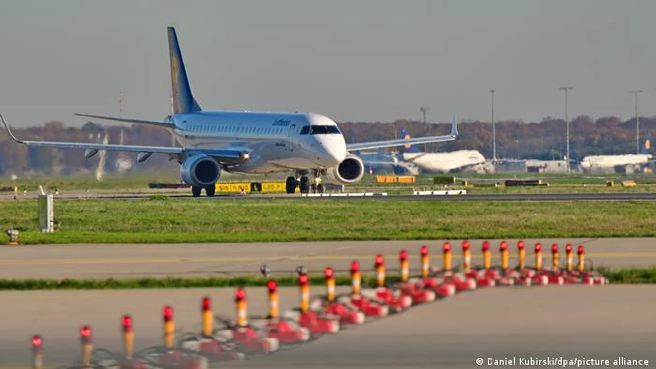 Mulţi ruşi au ajuns în Germania prin aeroportul din Frankfurt