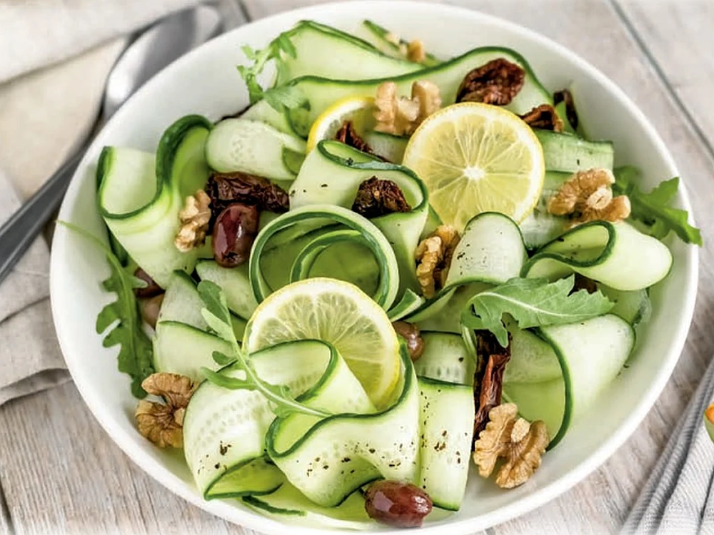 salata proaspata de catraveti jpg