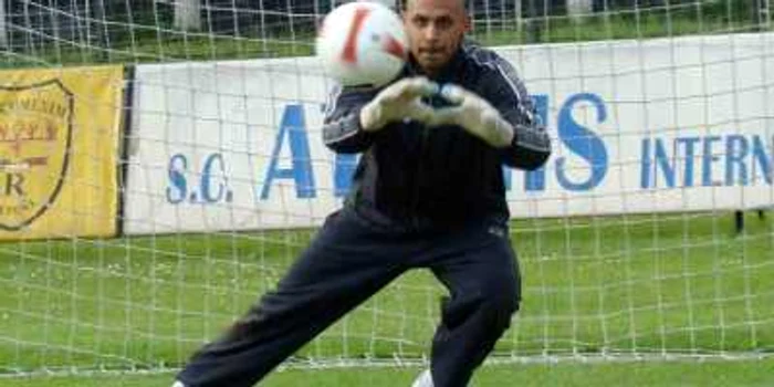 FOTBAL: Portarul Dan Zdrâncă va susţine probe de joc la Alba-Iulia