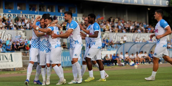 Corvinul Hunedoara a promovat in Liga I de fotbal  Foto Dniel Guță ADEVĂRUL (1) JPG